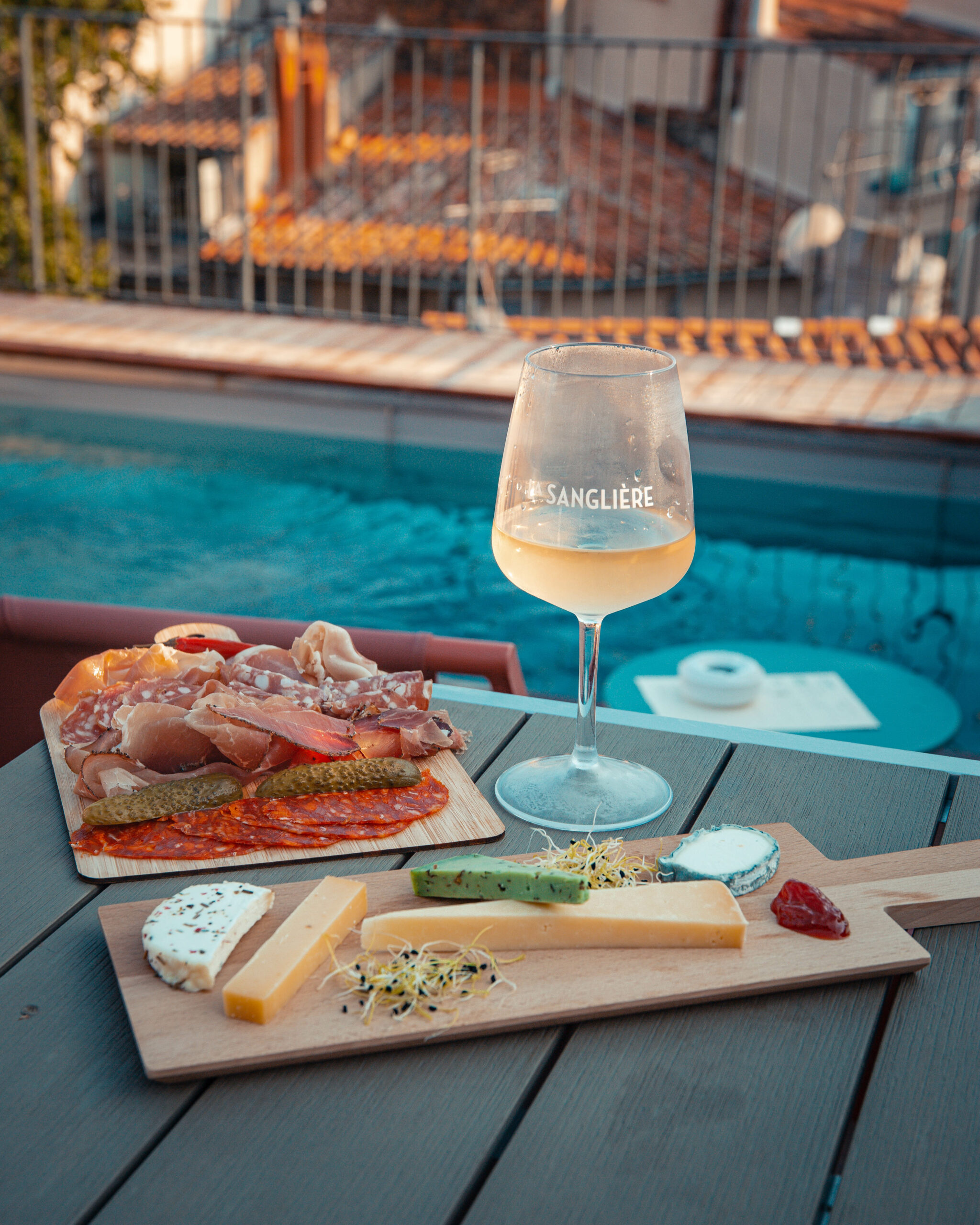 ouverture-bar-rooftop-grand-hotel-dauphine-toulon