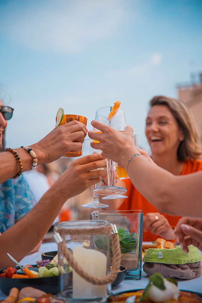 bar-sur-toit-terrasse-a-toulon-hotel-grand-hotel-dauphine-4