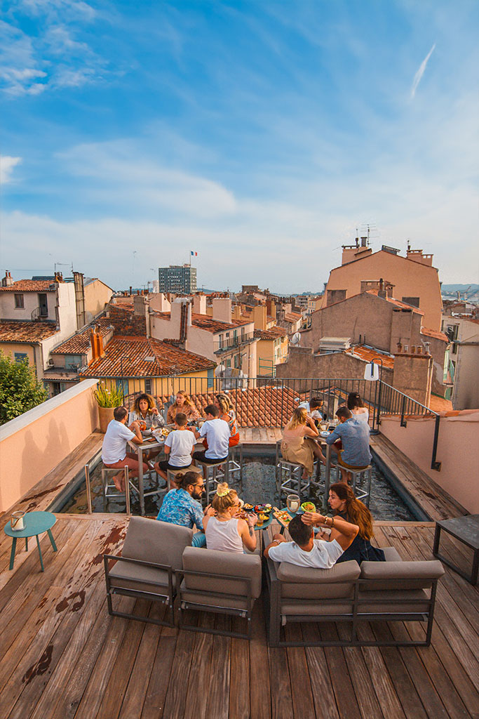 bar-sur-toit-terrasse-a-toulon-hotel-grand-hotel-dauphine-6