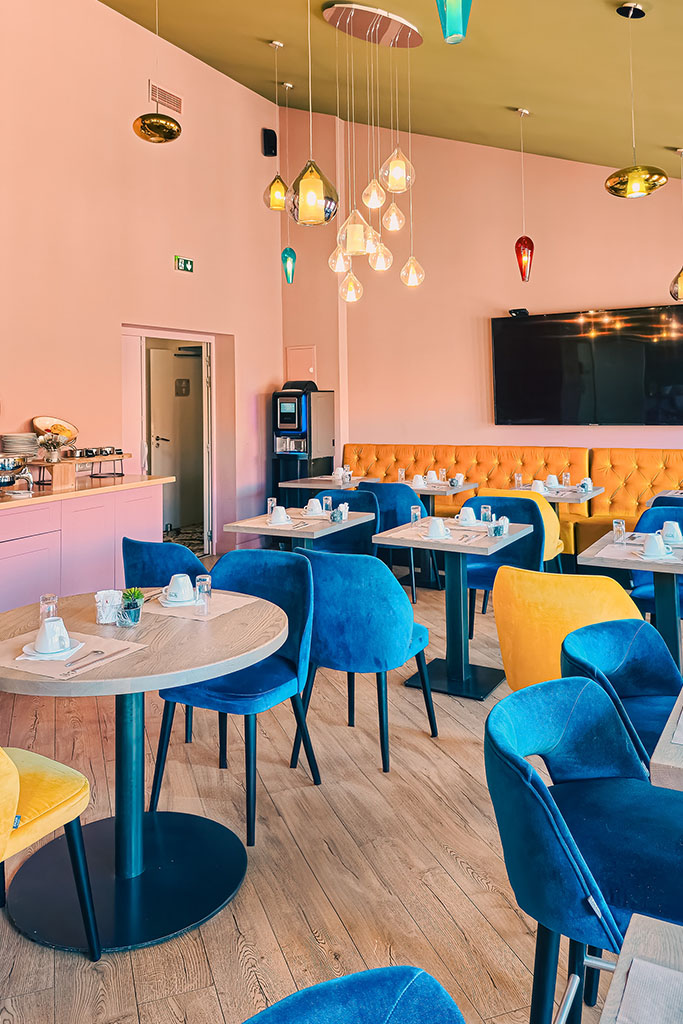 petit-dejeuner-toulon-hotel-rooftop-dauphine-avec-piscine-2025-6