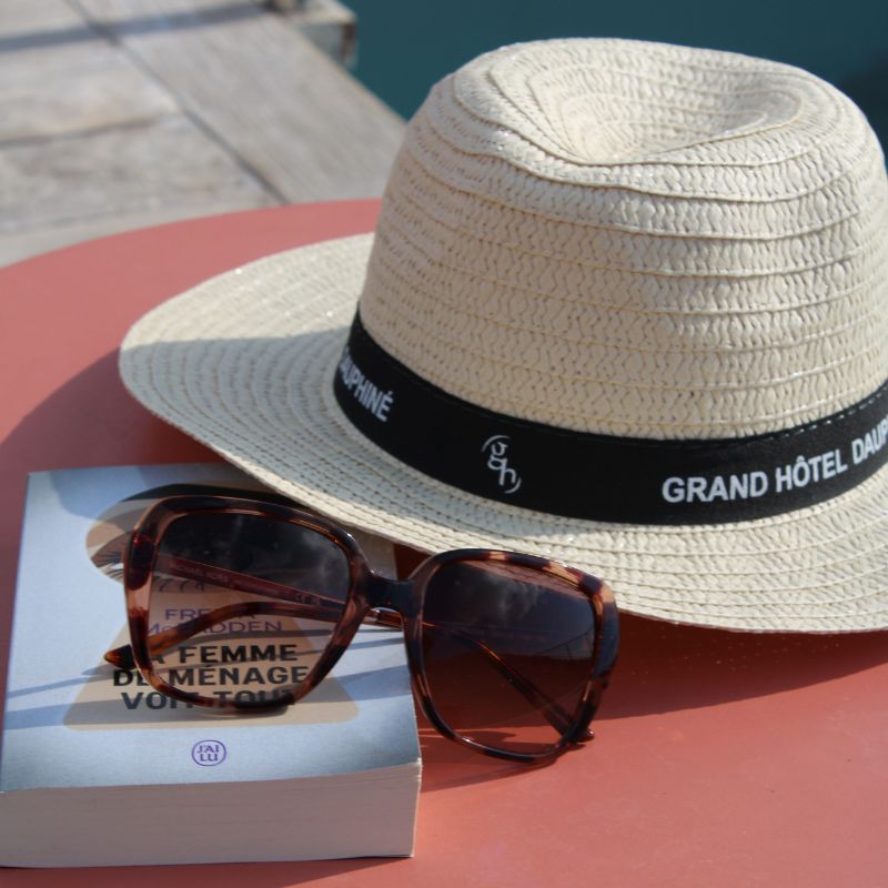 offre-speciale-sauna-piscine-grand-hotel-dauphine-3